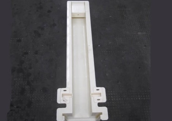 slotted connection post mould for bridge railing panels with side notches